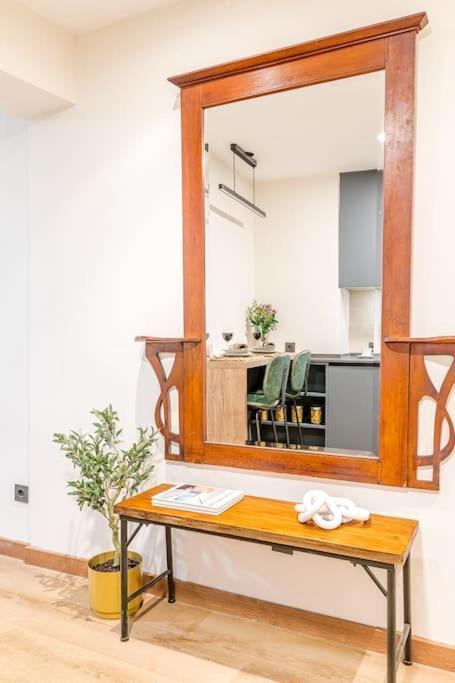 Apartamento Reformado Y Tranquilo Junto A Gran Via Madrid Exterior photo